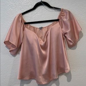 Silky sweetheart neckline off the shoulder crop